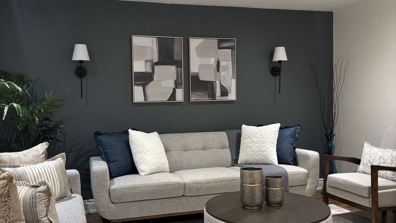 Photo of Livingroom in Milton