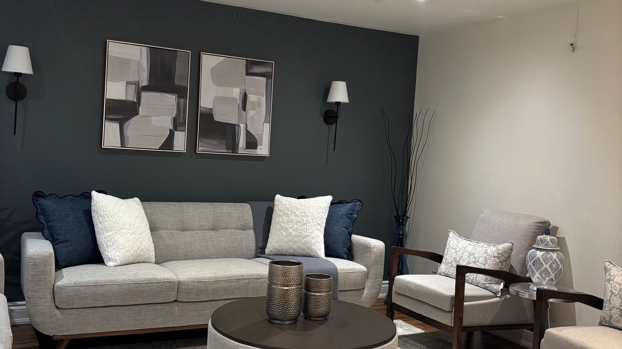 Photo of Livingroom in Milton
