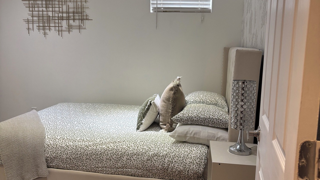 Photo of Bedroom in Milton
