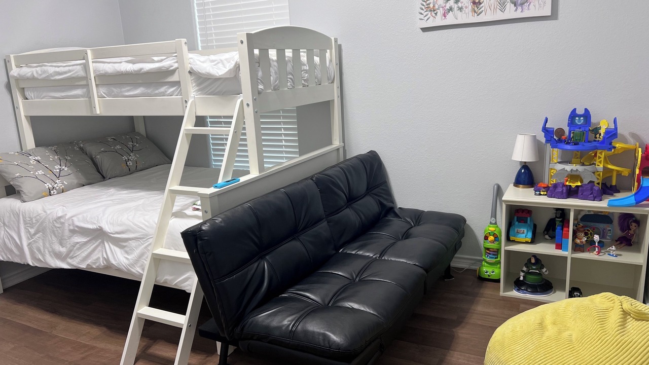 Photo of Bedroom in Balch Springs