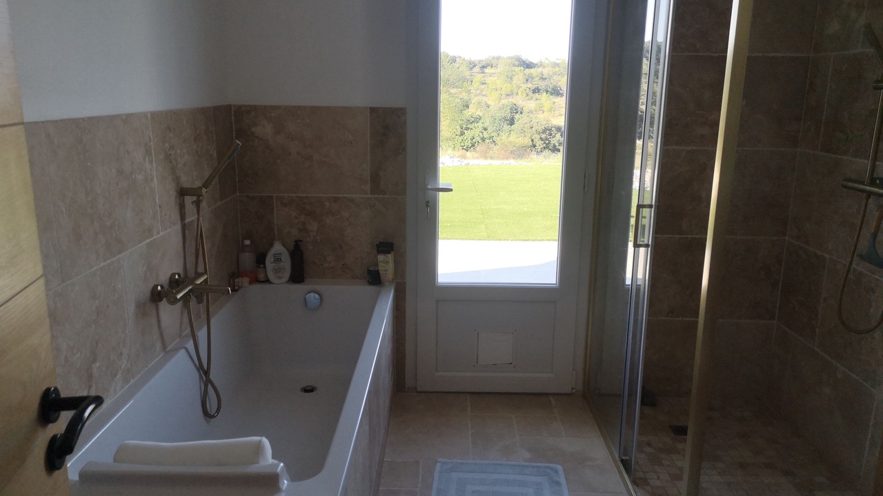 Photo of Bathroom in Les Mages