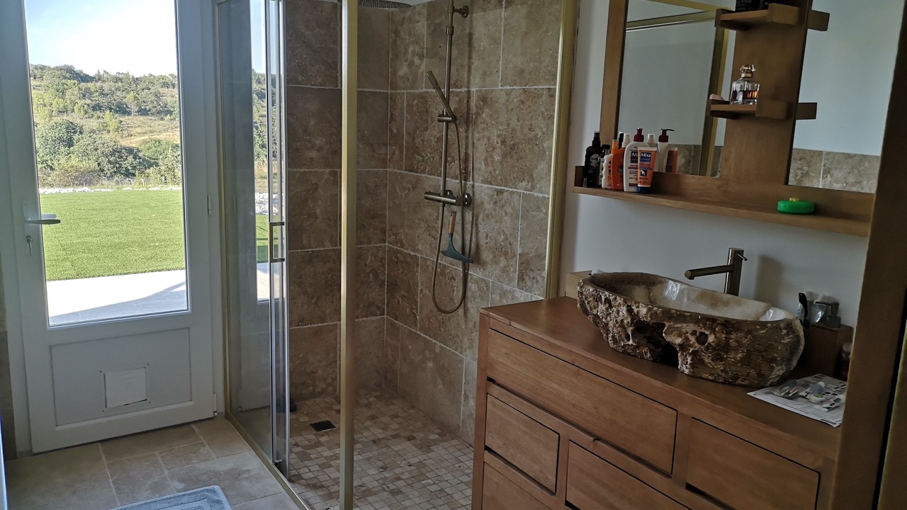 Photo of Bathroom in Les Mages