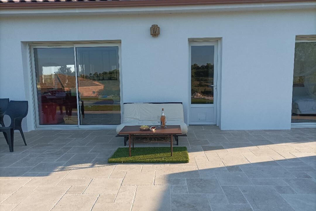 Photo of Patio Balcony in Les Mages