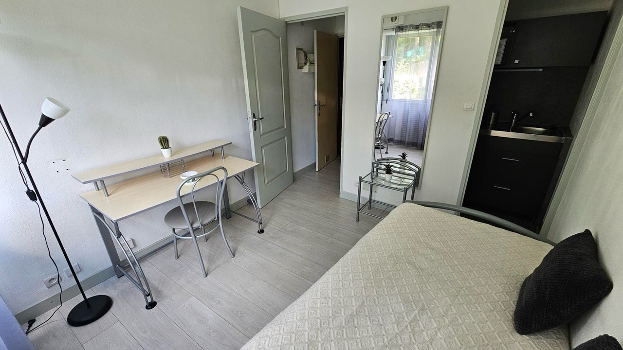 Photo of Bedroom in Saint-Jean-Baptiste