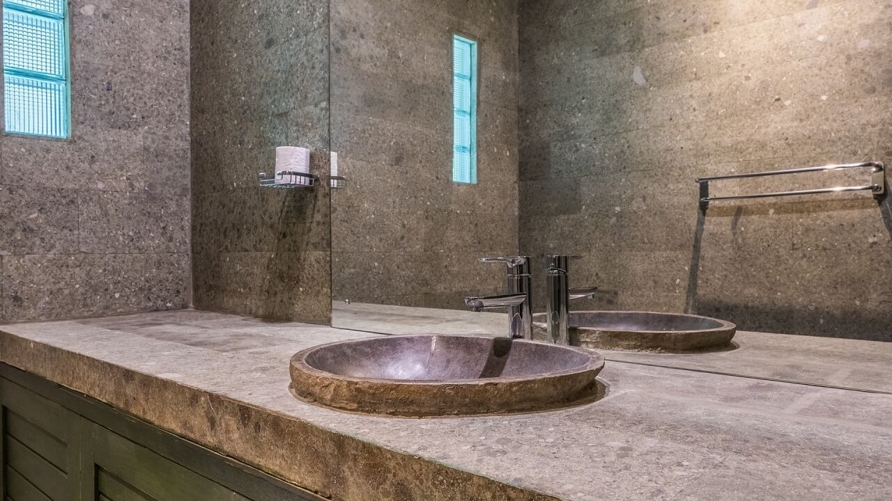 Photo of Bathroom in Singakerta