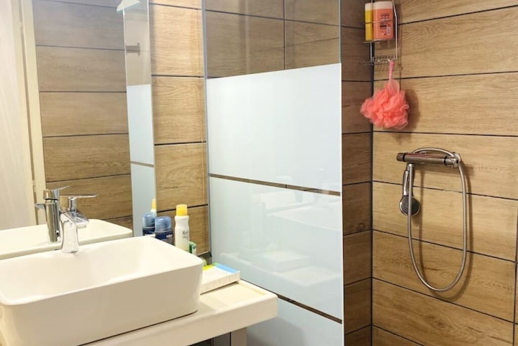 Photo of Bathroom in Saint-Cyprien Plage