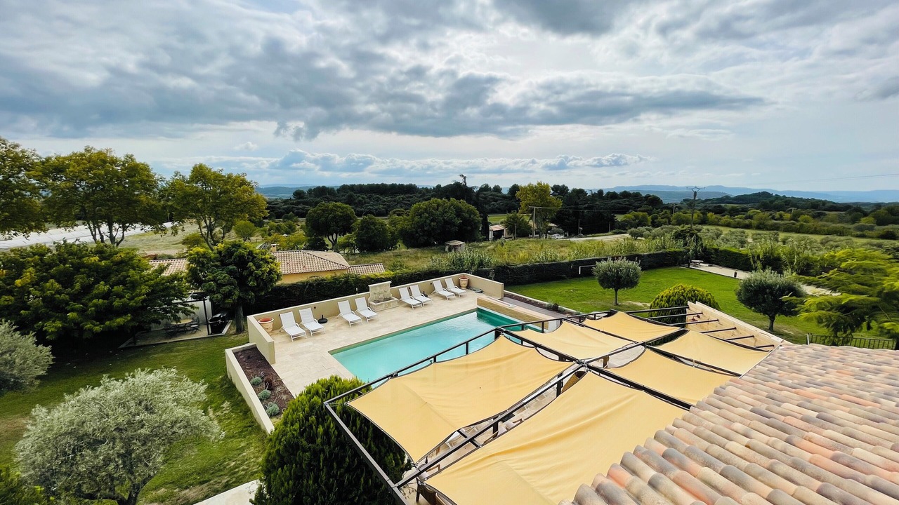 Photo of Outdoor in Vaugines