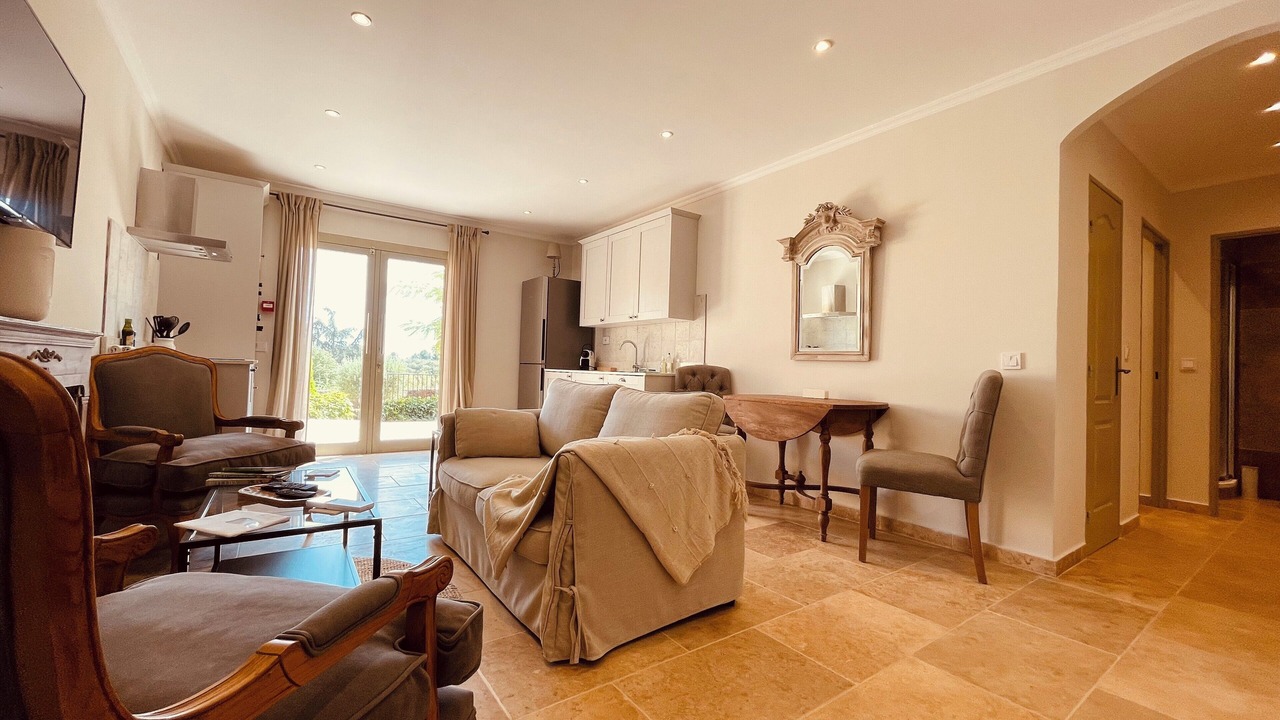 Photo of Livingroom in Vaugines