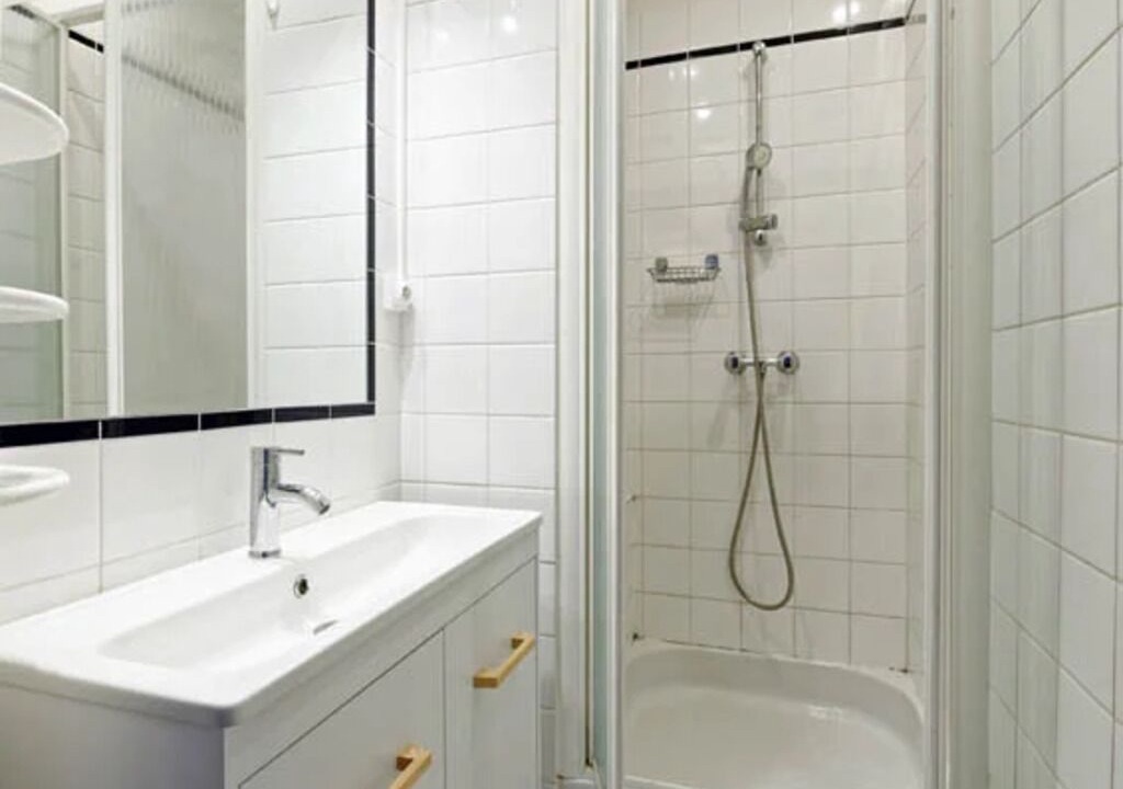 Photo of Bathroom in Saint-Forgeot