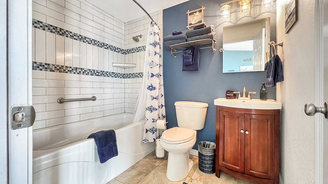 Photo of Bathroom in Kimberling City