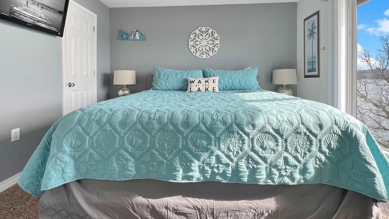 Photo of Bedroom in Kimberling City