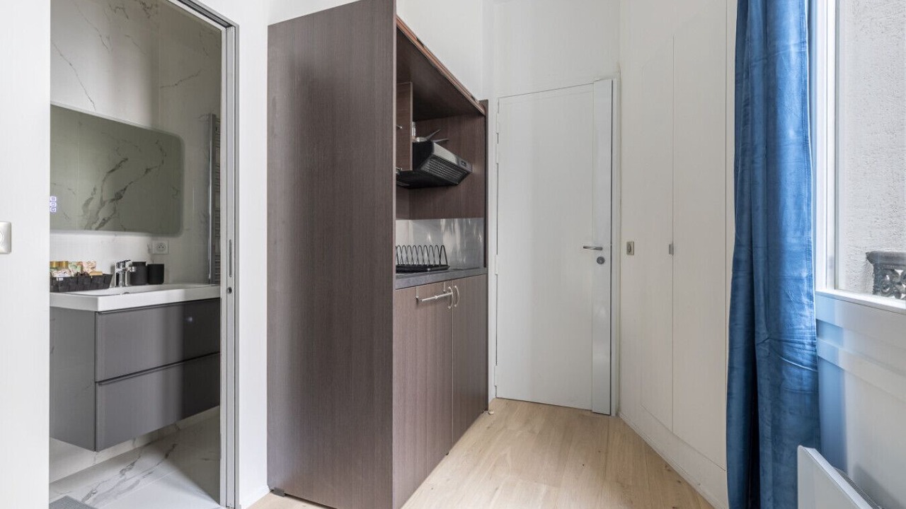 Photo of Others in Saint-Germain-des-Pres