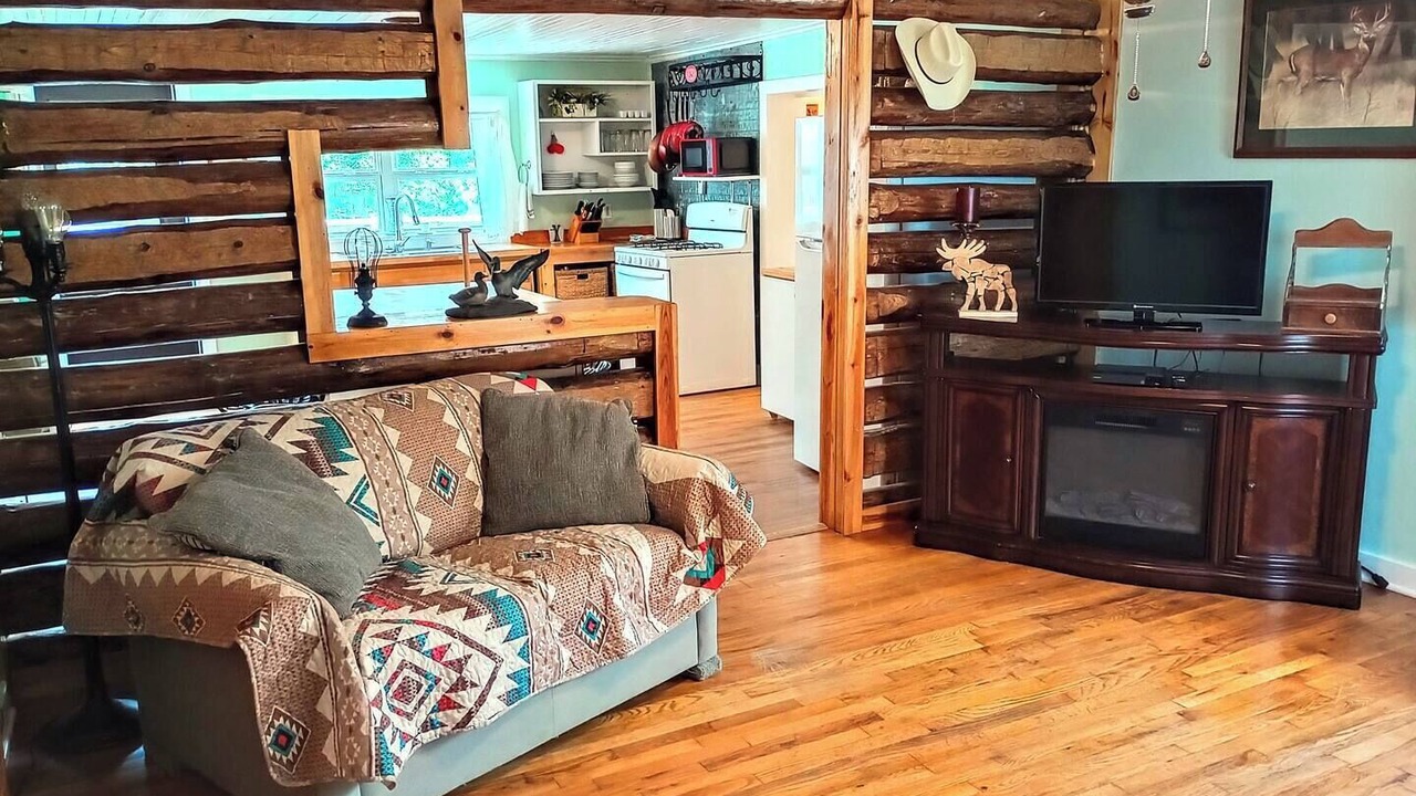 Photo of Livingroom in Calico Rock