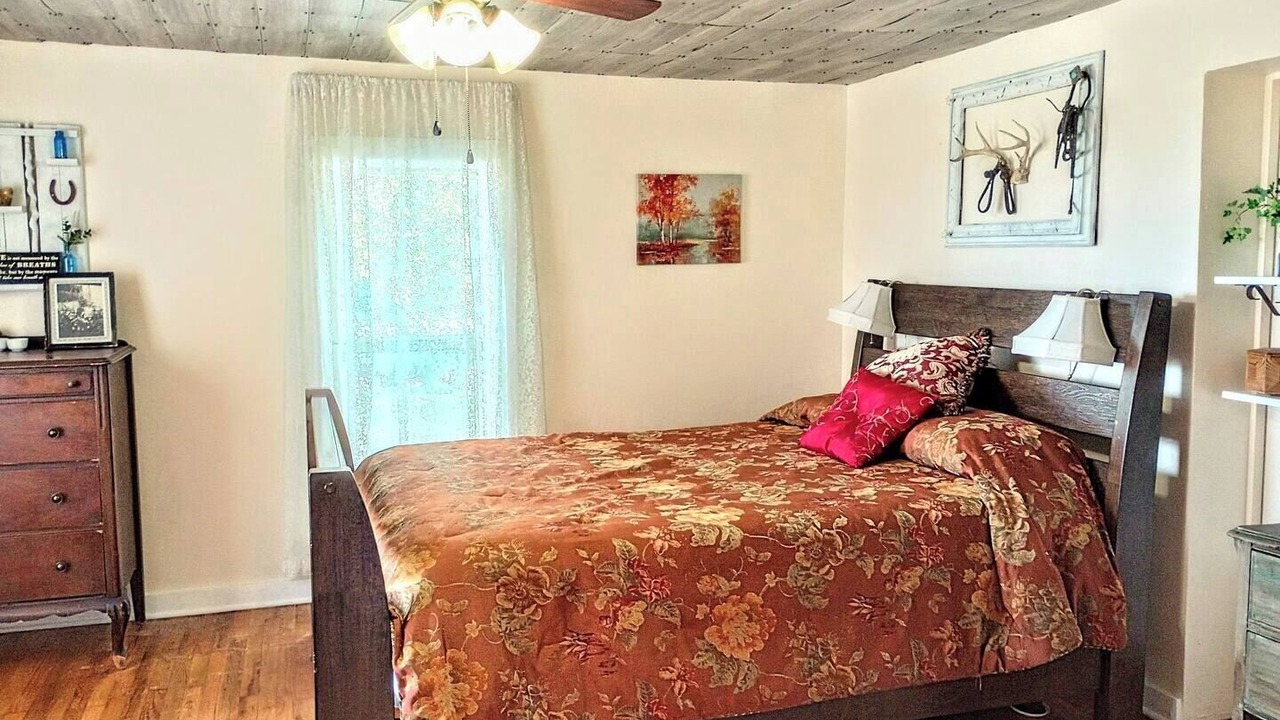 Photo of Bedroom in Calico Rock