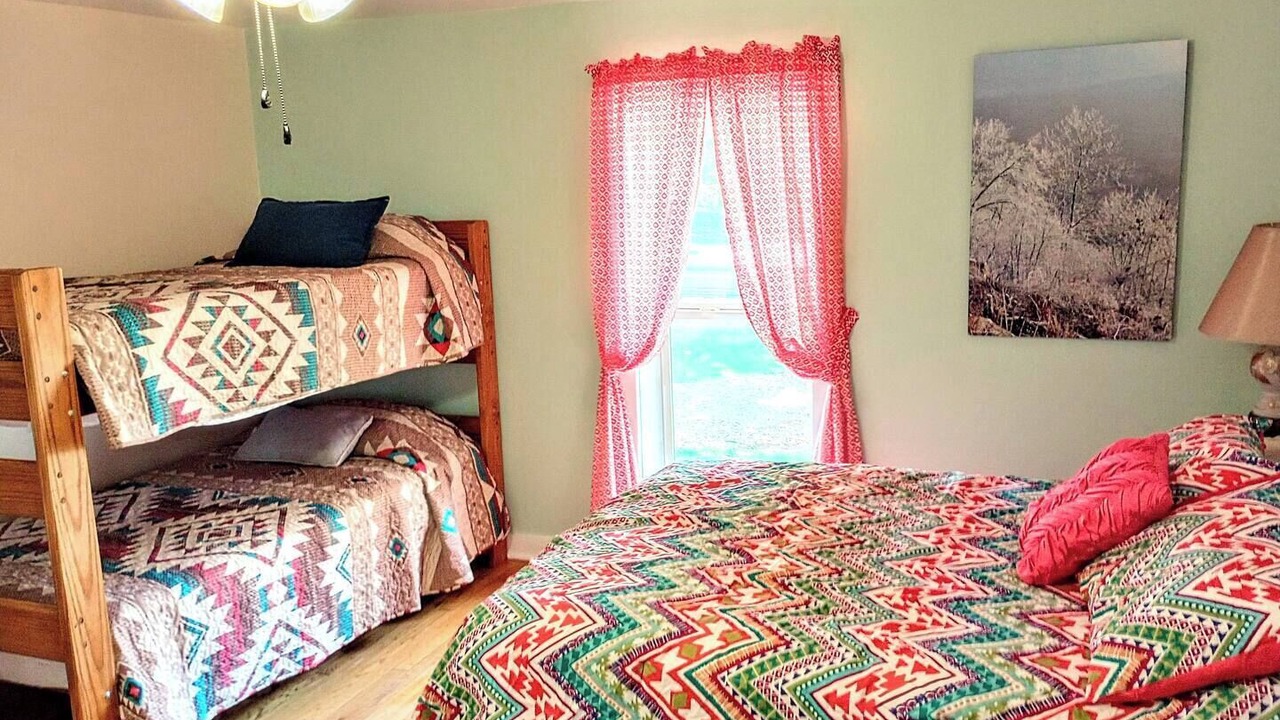 Photo of Bedroom in Calico Rock