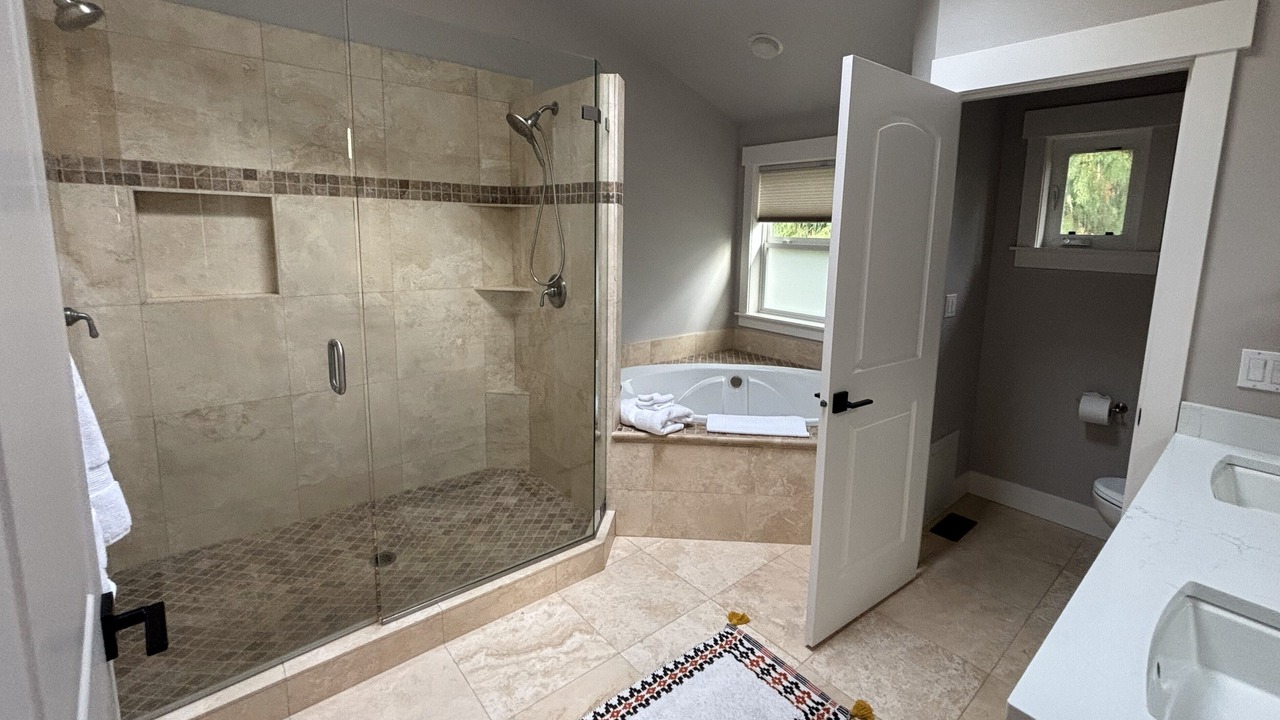 Photo of Bathroom in Arlington