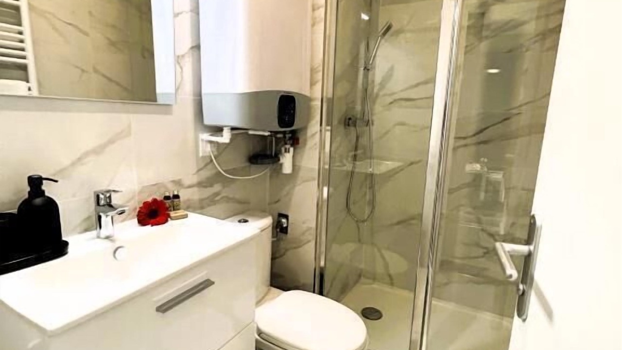 Photo of Bathroom in Montreuil