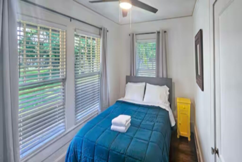 Photo of Bedroom in Villa Heights