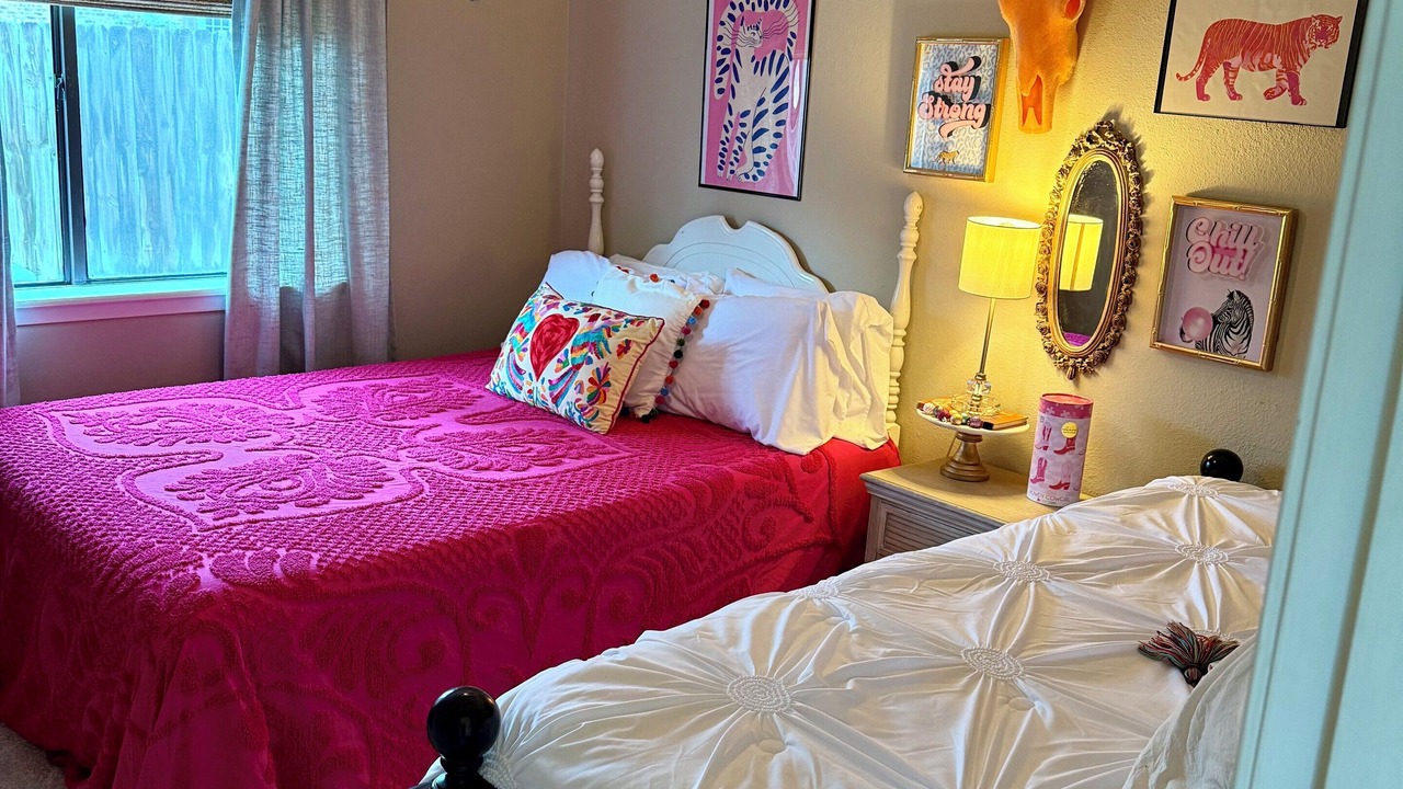 Photo of Bedroom in Crown Colony