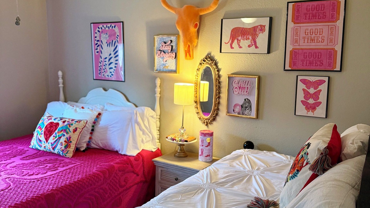 Photo of Bedroom in Crown Colony