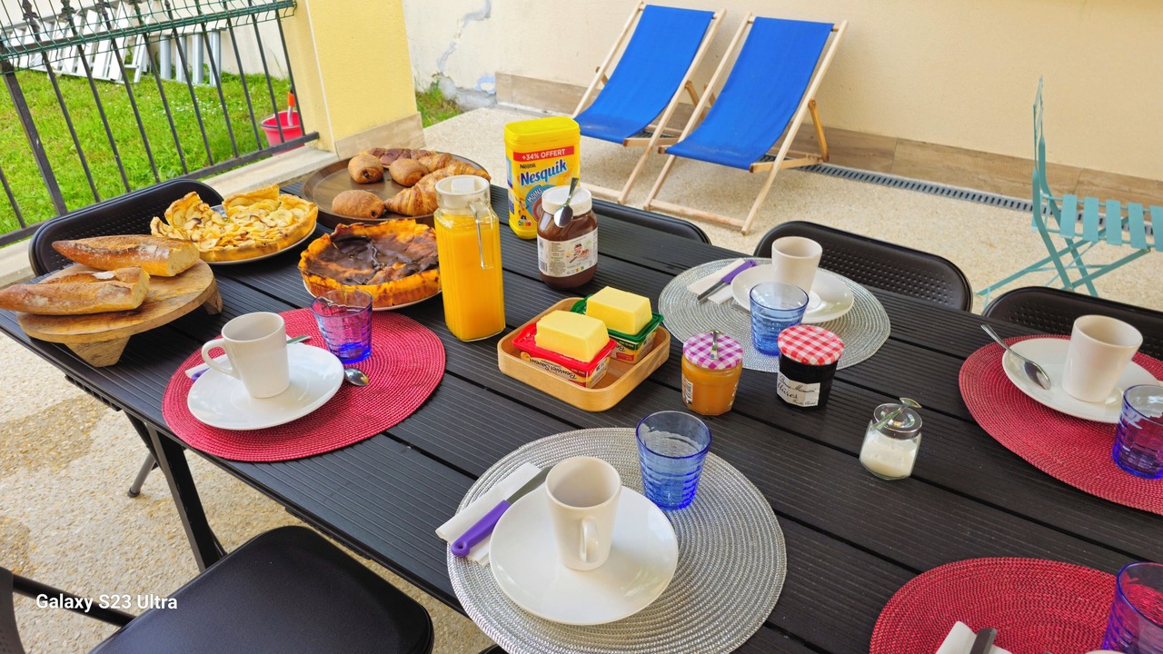 Photo of Outdoor in Clerey