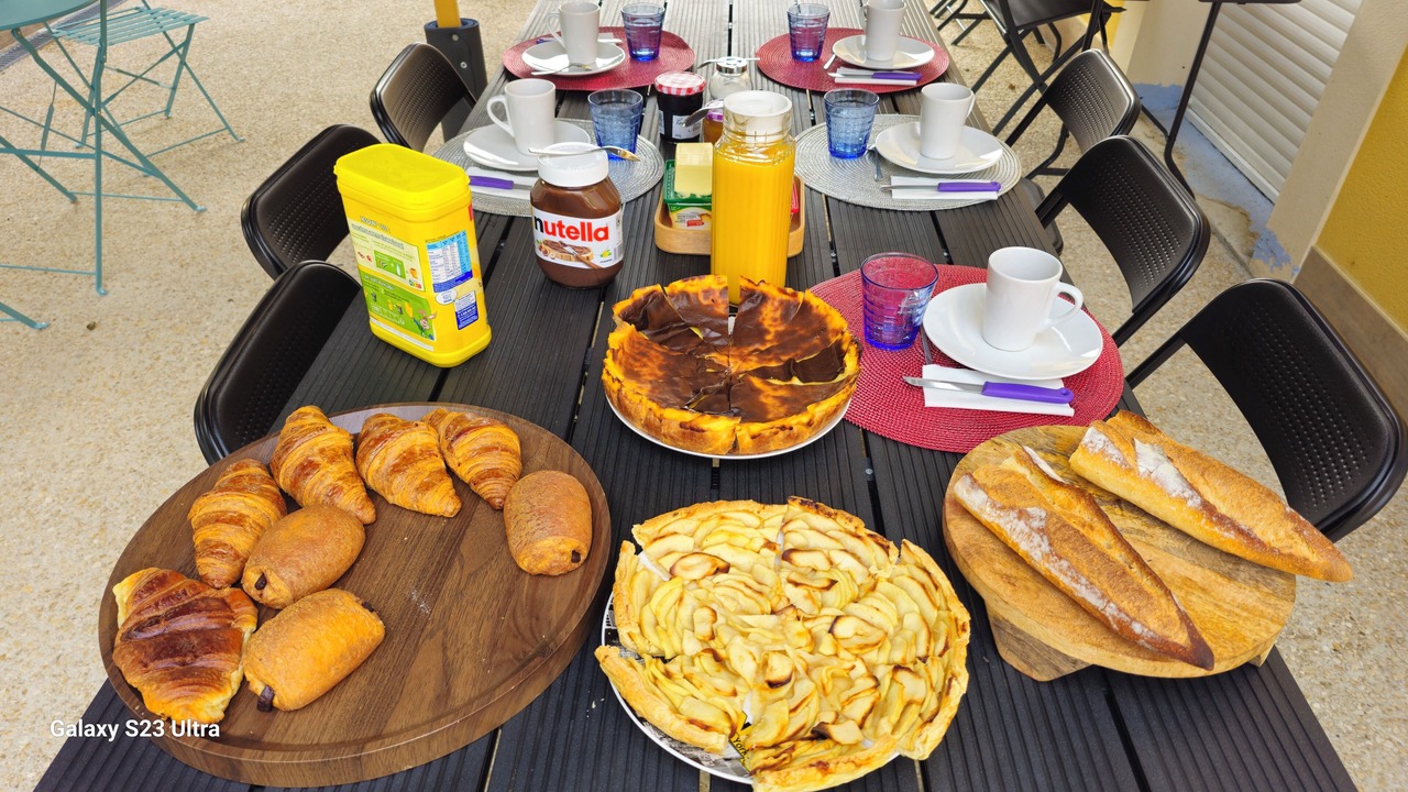 Photo of Outdoor in Clerey