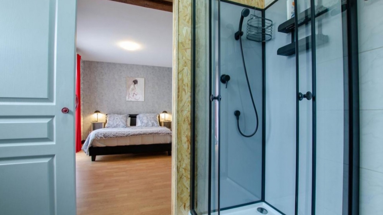 Photo of Bedroom in Clerey