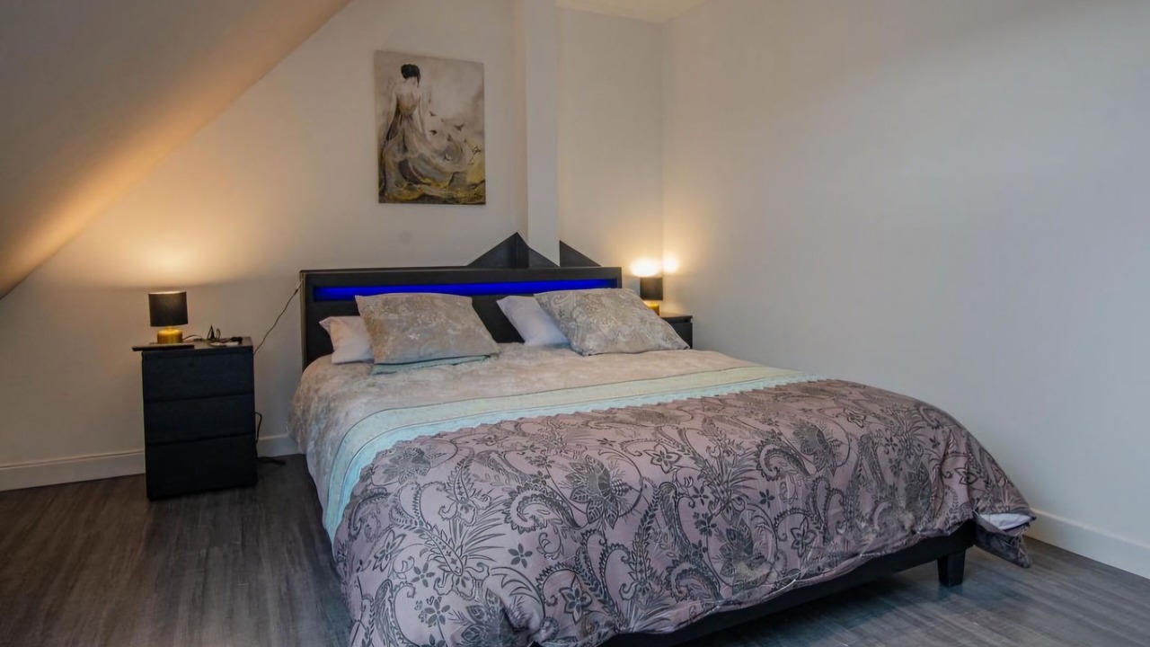 Photo of Bedroom in Clerey