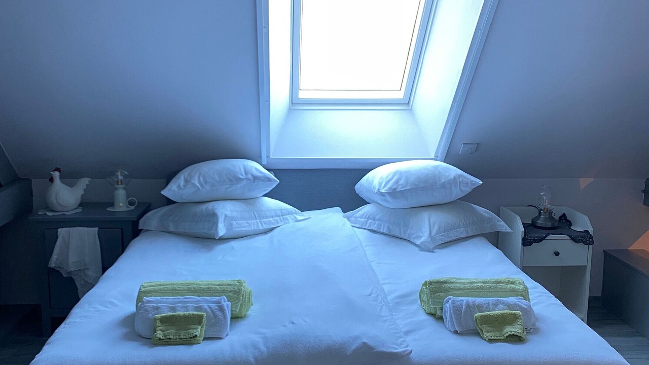 Photo of Bedroom in Montreuil-le-Henri