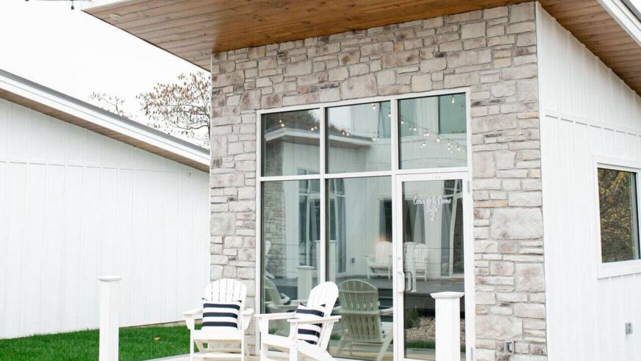 Photo of Patio Balcony in Lake Forest Estates