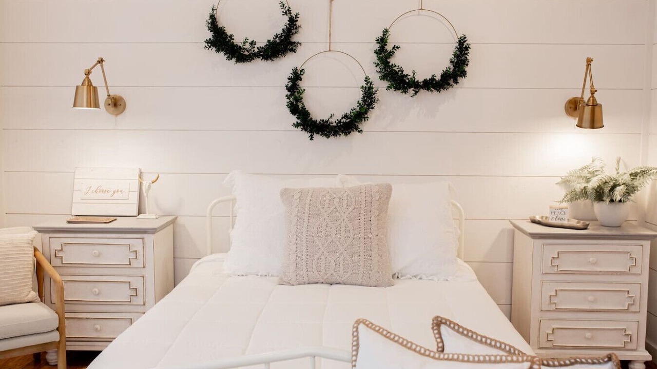 Photo of Bedroom in Lake Forest Estates