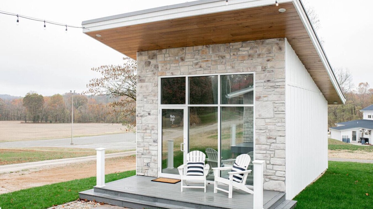 Photo of Patio Balcony in Lake Forest Estates