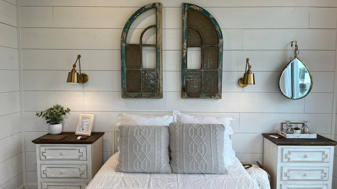 Photo of Bedroom in Lake Forest Estates