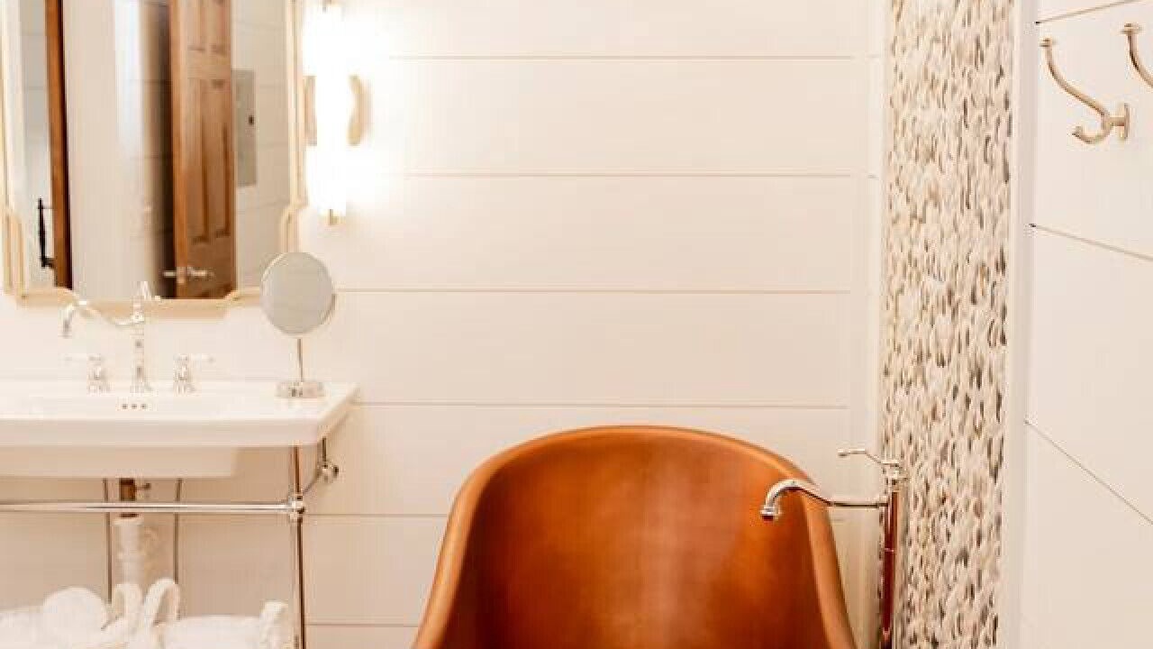 Photo of Bathroom in Lake Forest Estates