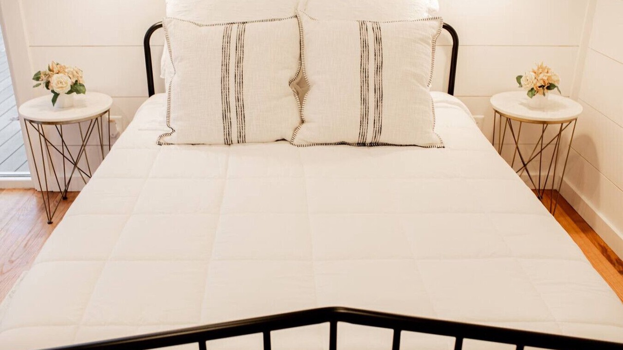 Photo of Bedroom in Lake Forest Estates