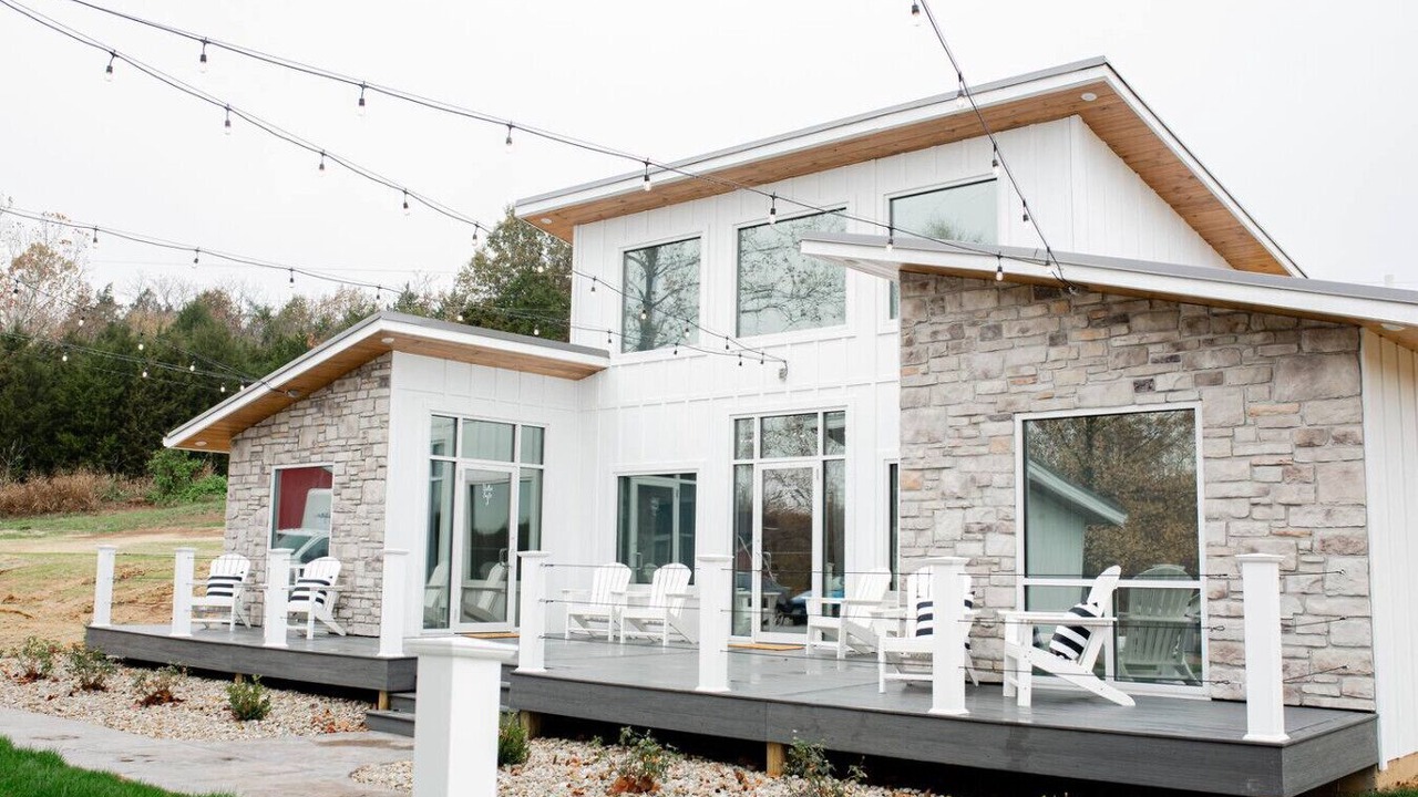Photo of Outdoor in Lake Forest Estates