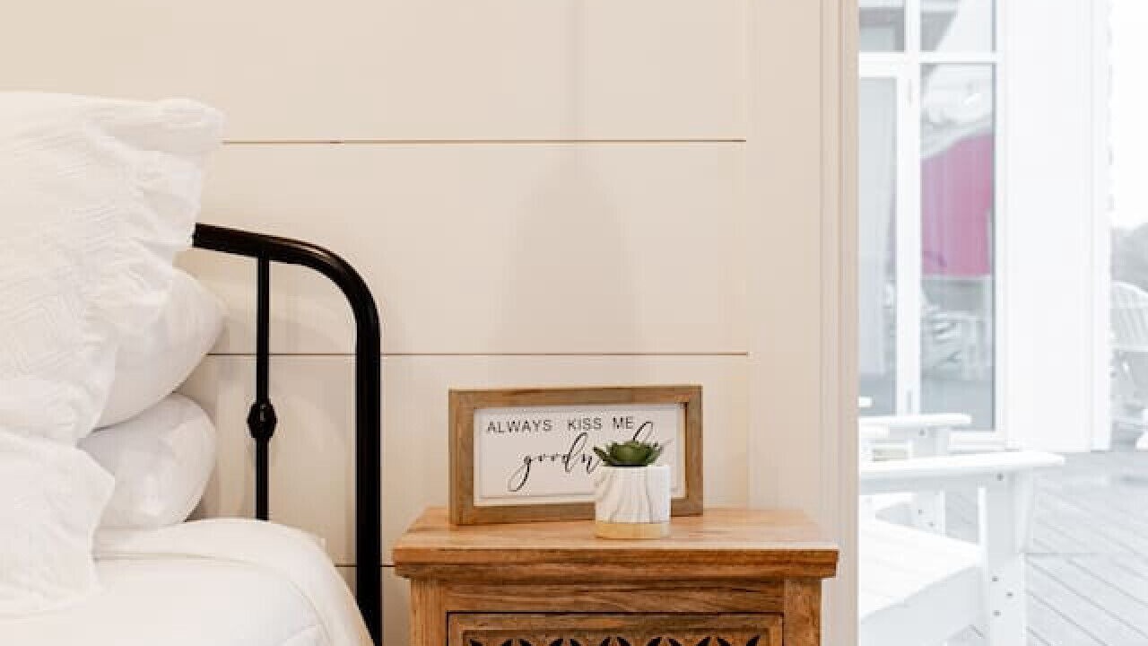 Photo of Bedroom in Lake Forest Estates