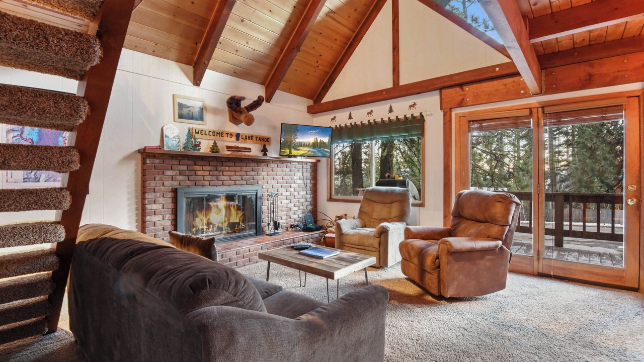 Photo of Livingroom in Carnelian Bay