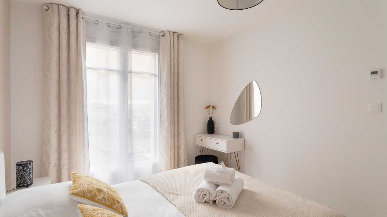 Photo of Bedroom in Saint-Lunaire