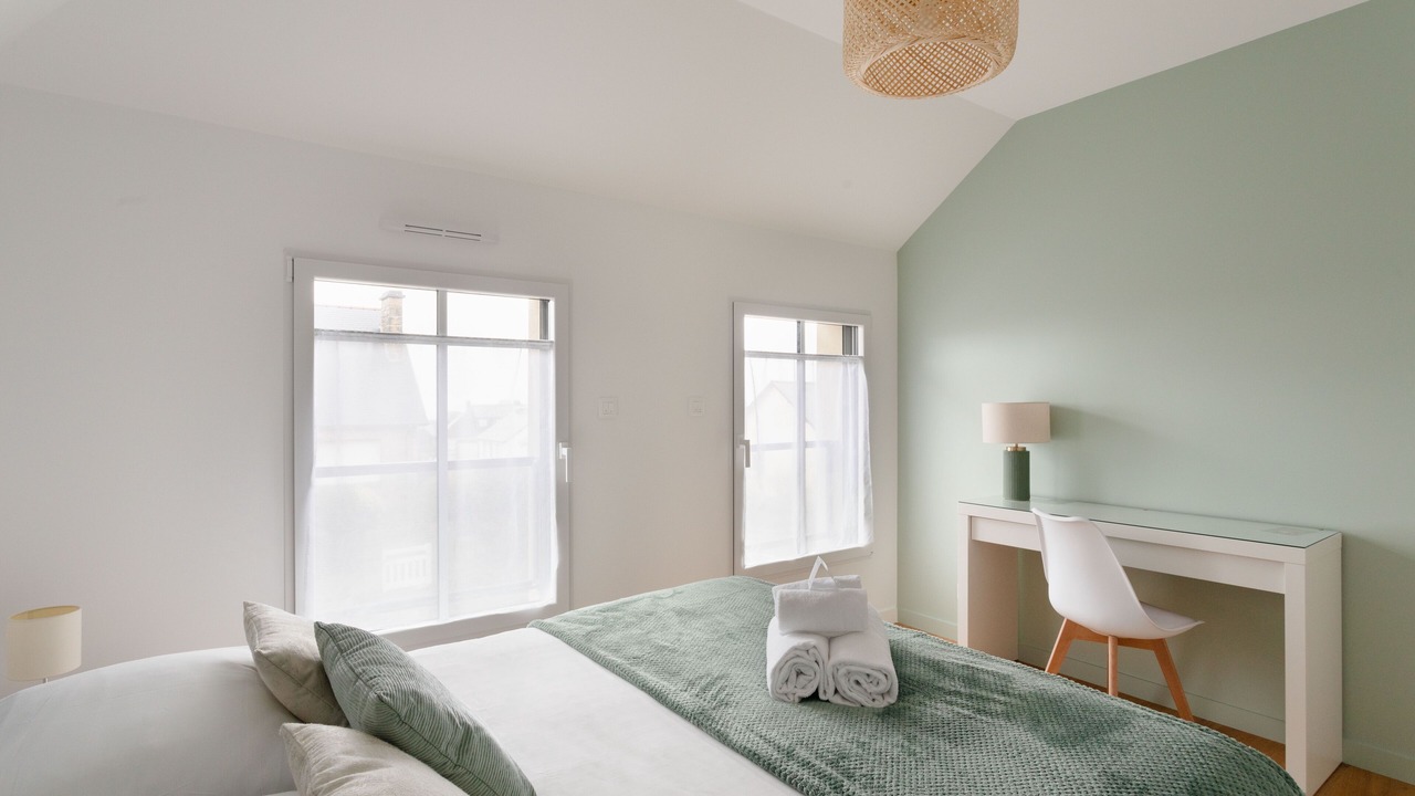 Photo of Bedroom in Saint-Lunaire
