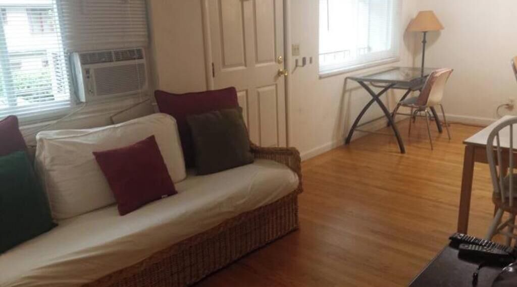 Photo of Livingroom in Downtown North