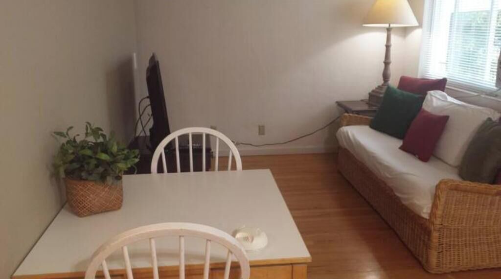 Photo of Livingroom in Downtown North