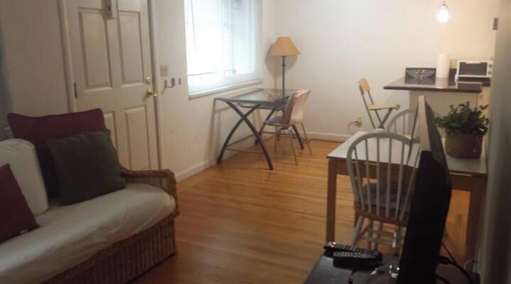 Photo of Livingroom in Downtown North