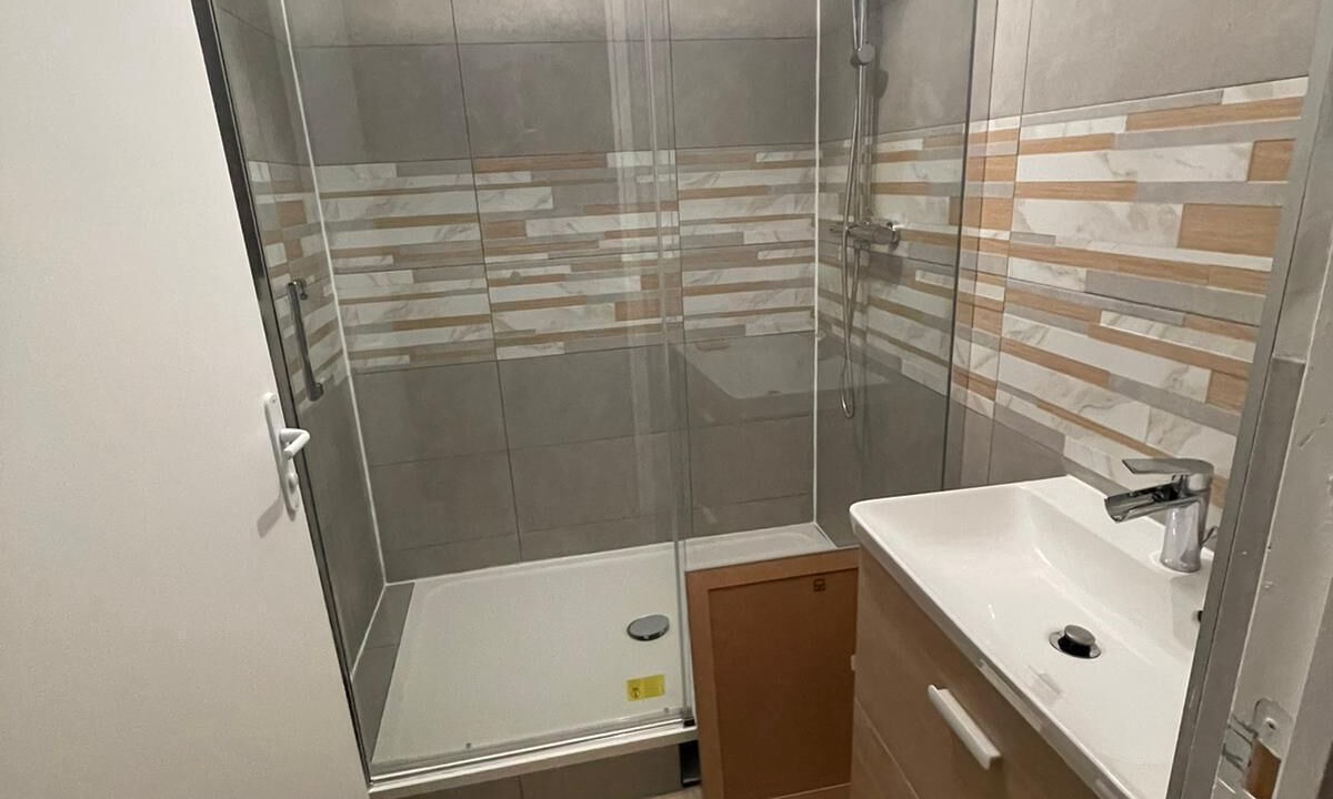 Photo of Bathroom in Villiers-le-Bel