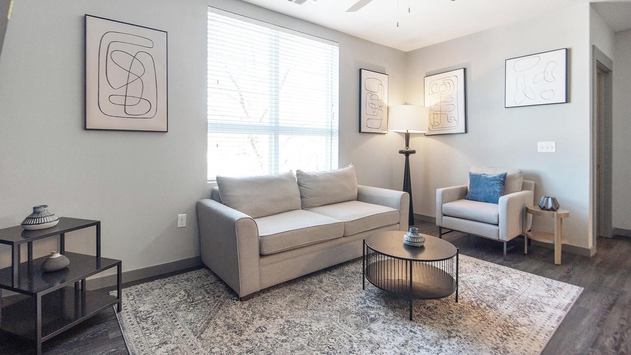 Photo of Livingroom in University District