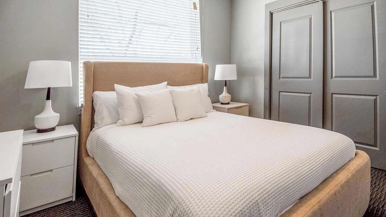Photo of Bedroom in University District