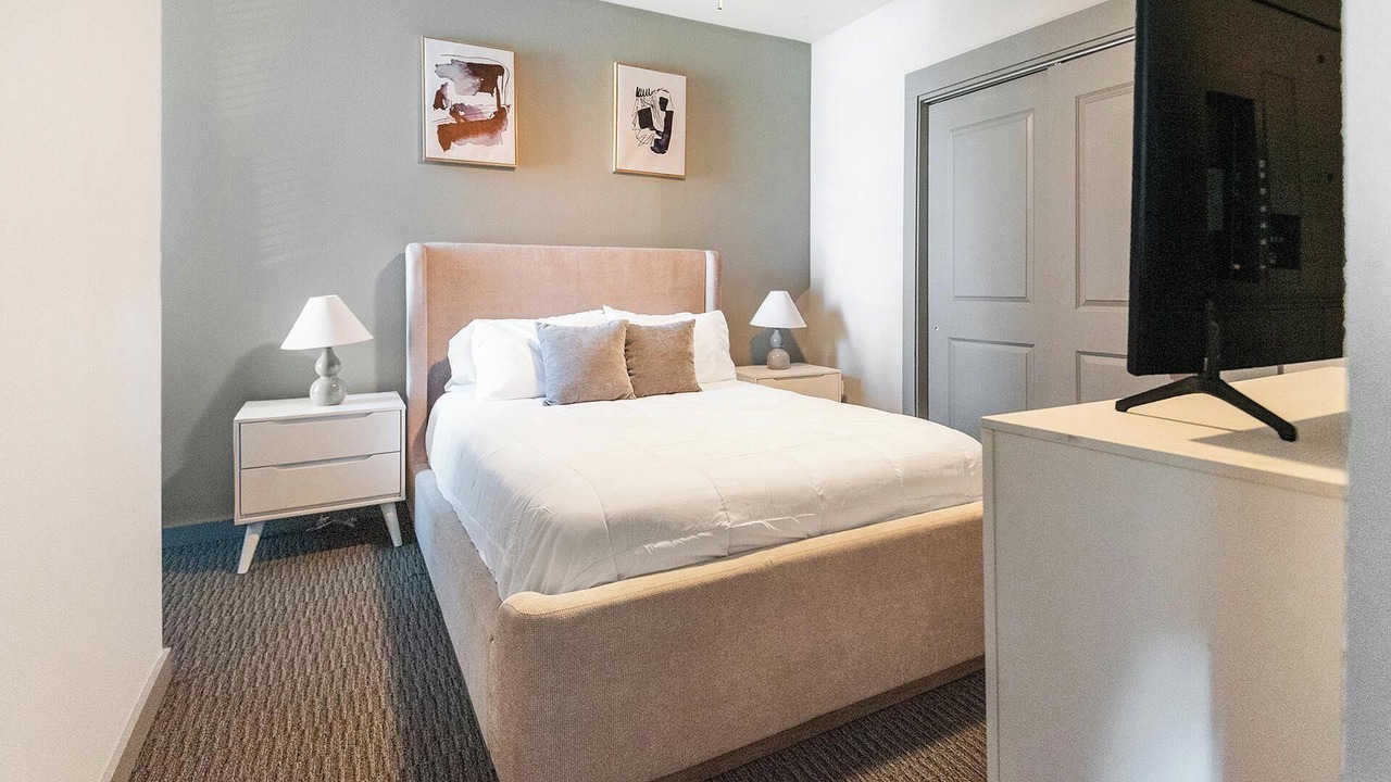 Photo of Bedroom in University District