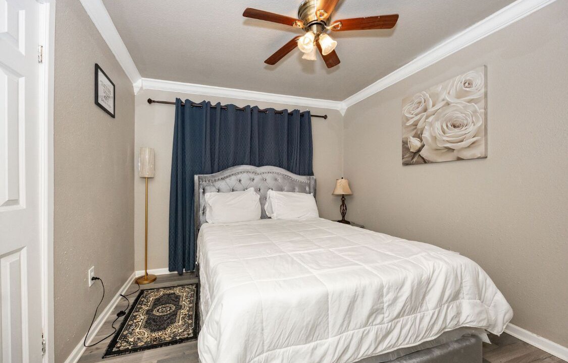 Photo of Bedroom in Park Forest - LA North