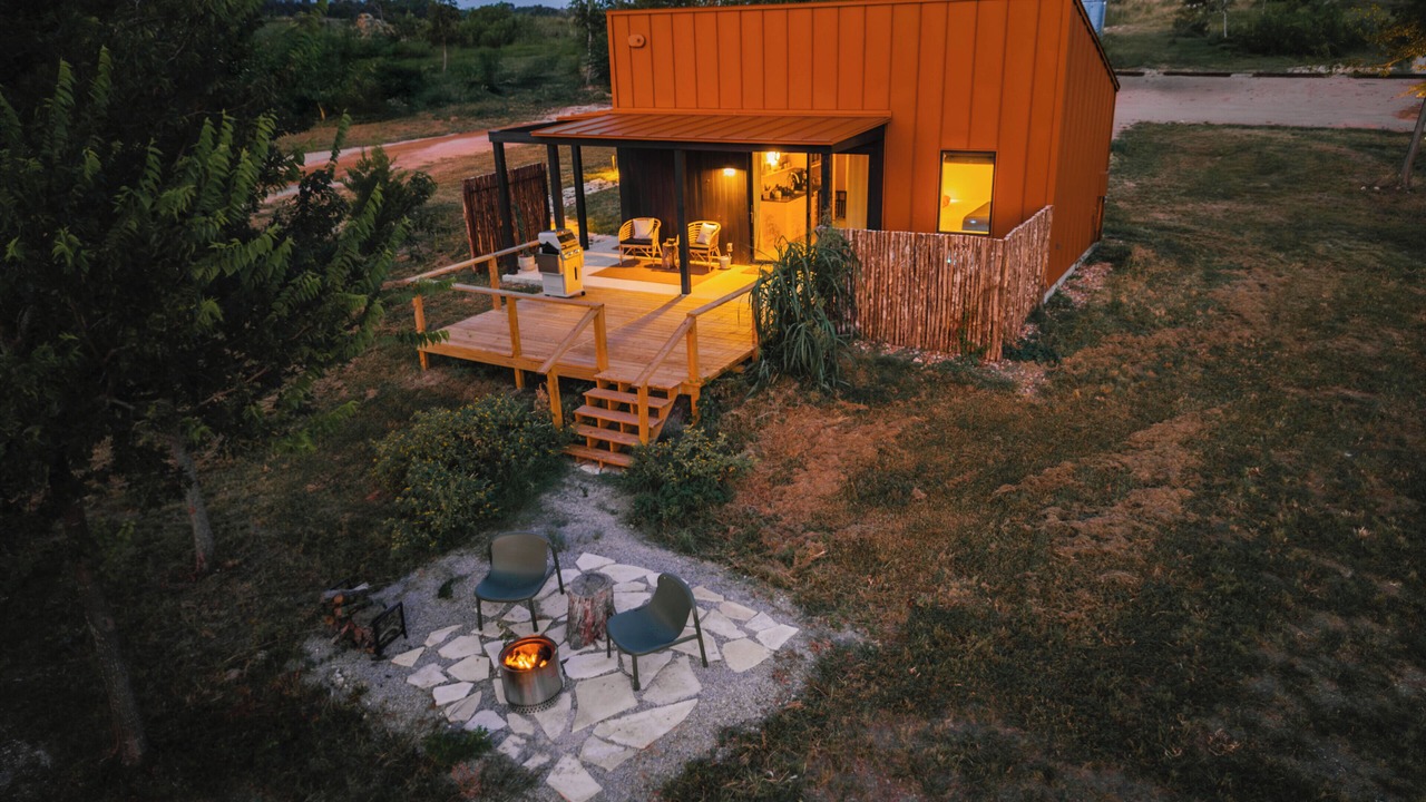 Photo of Outdoor in Stonewall