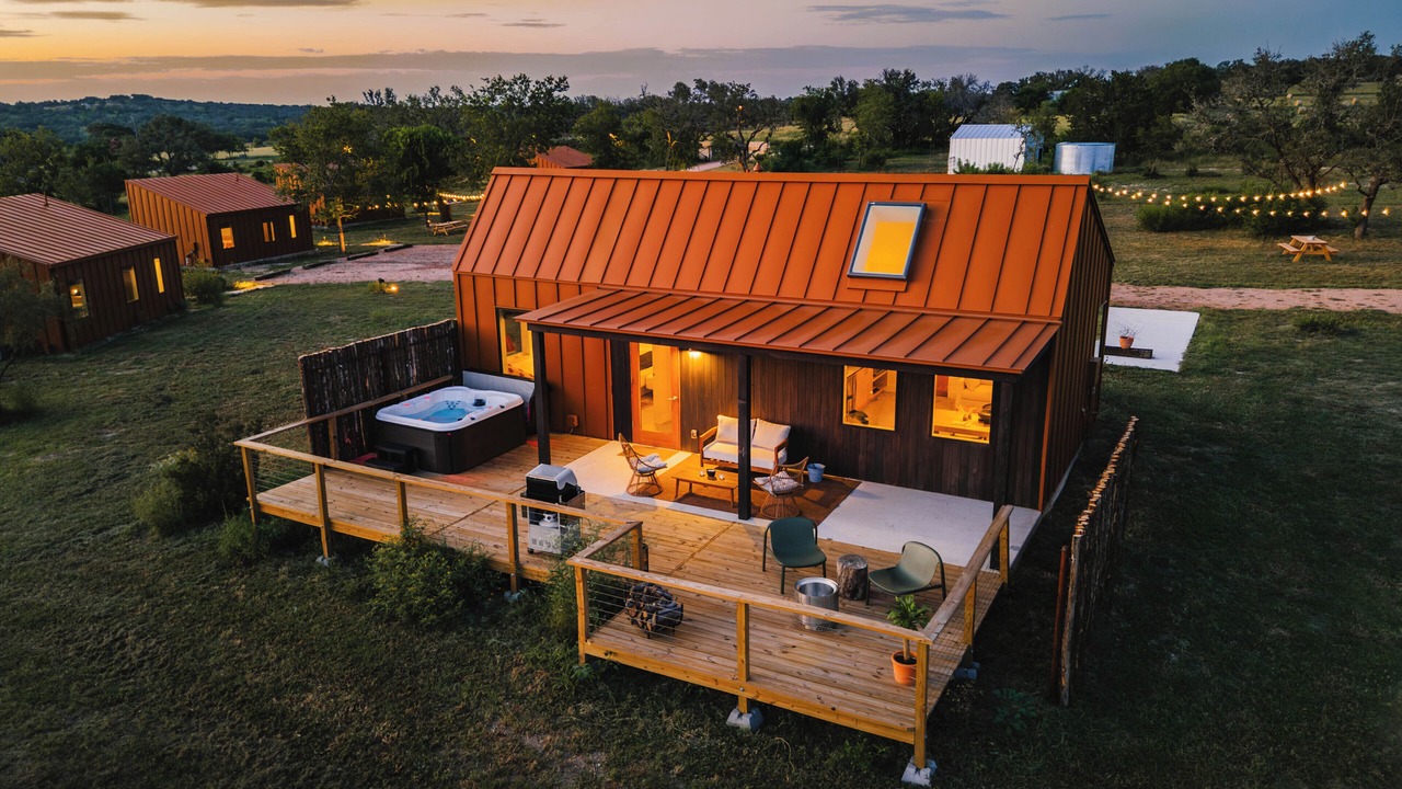 Photo of Outdoor in Stonewall